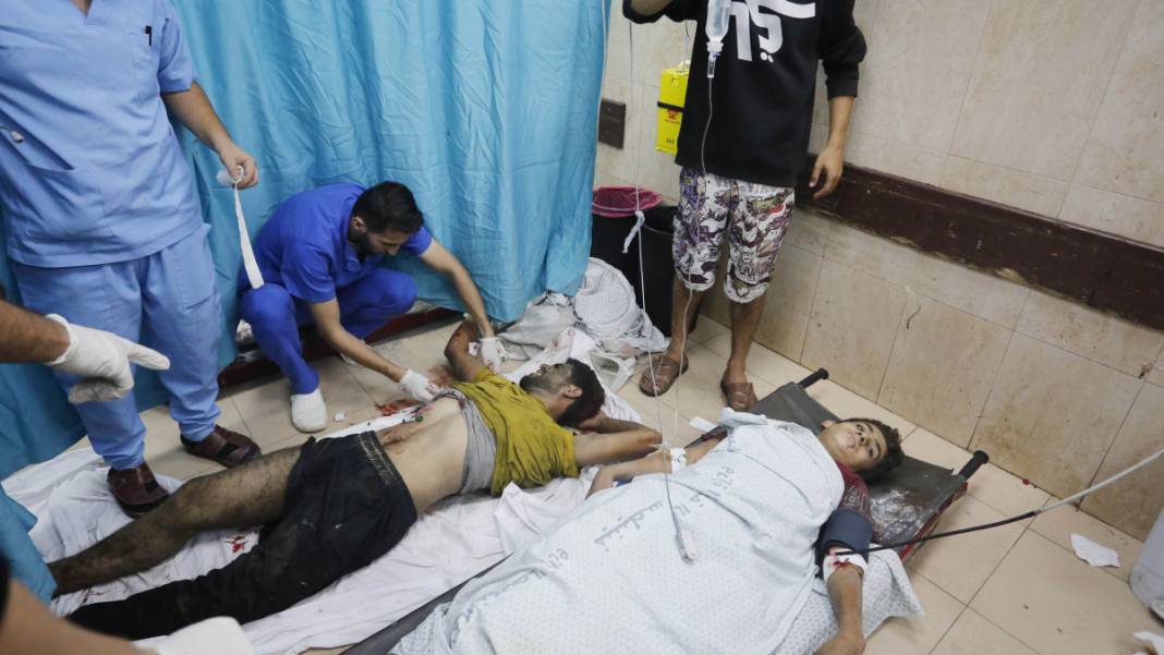 Gazze 31 gündür bombalanıyor... 'İnsanlık' ateş altında 8